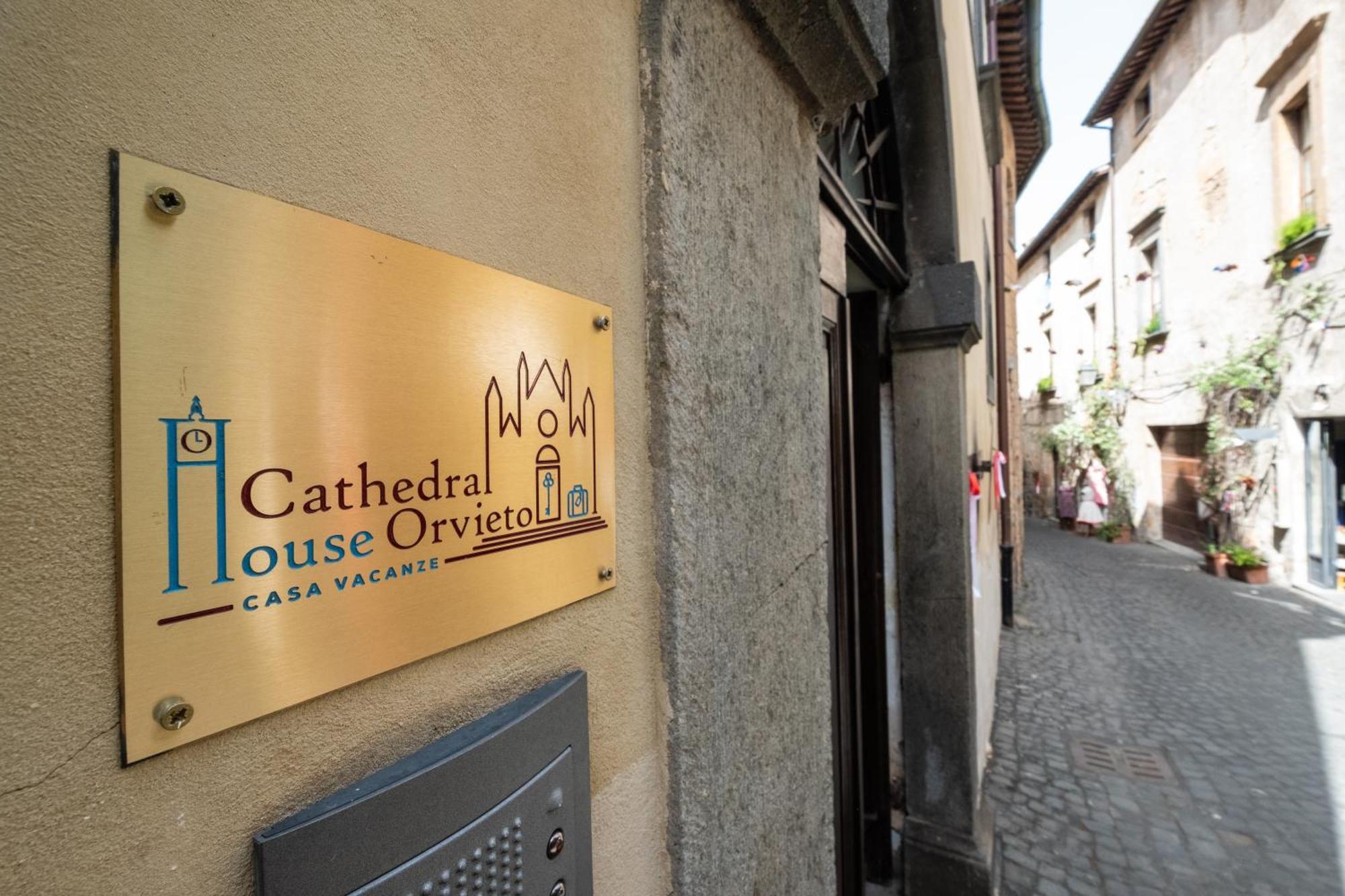 Апартаменты Cathedral House Орвието Экстерьер фото